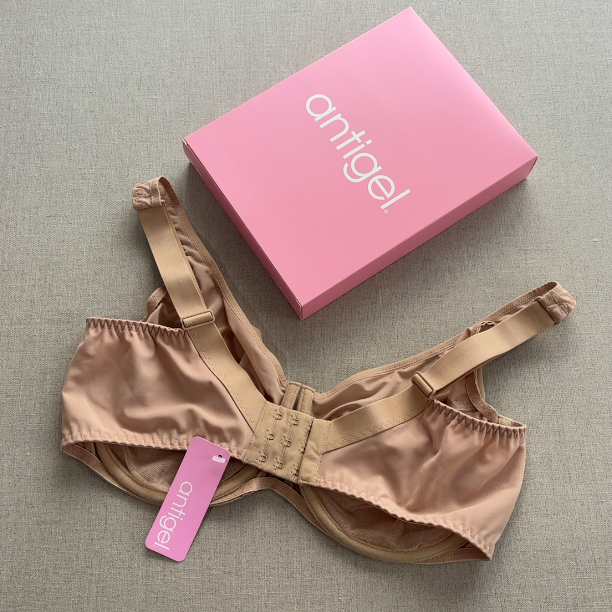 Apesanteur nude