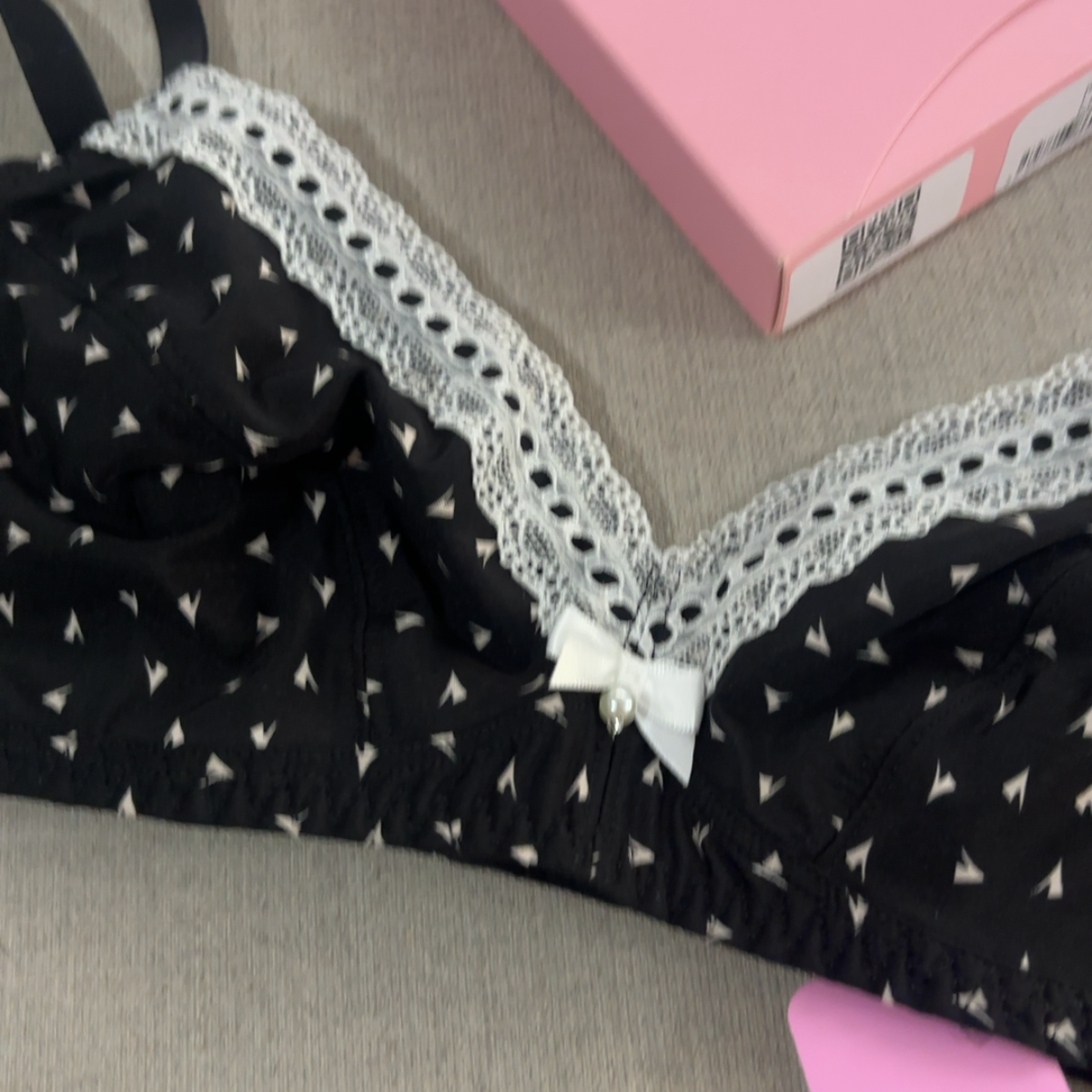 Mademoiselle Noir Nacre