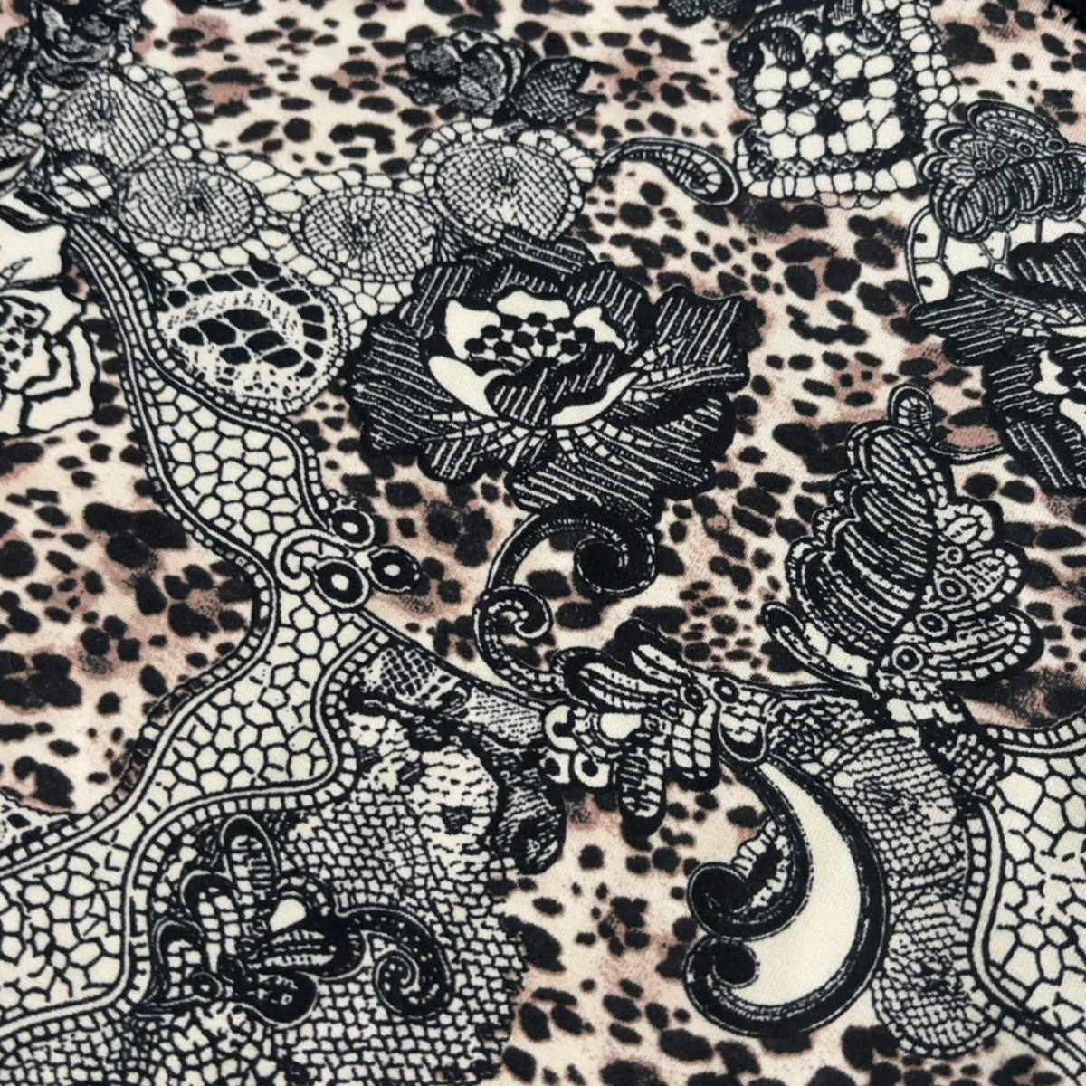 T-shirt Feline en dentelle