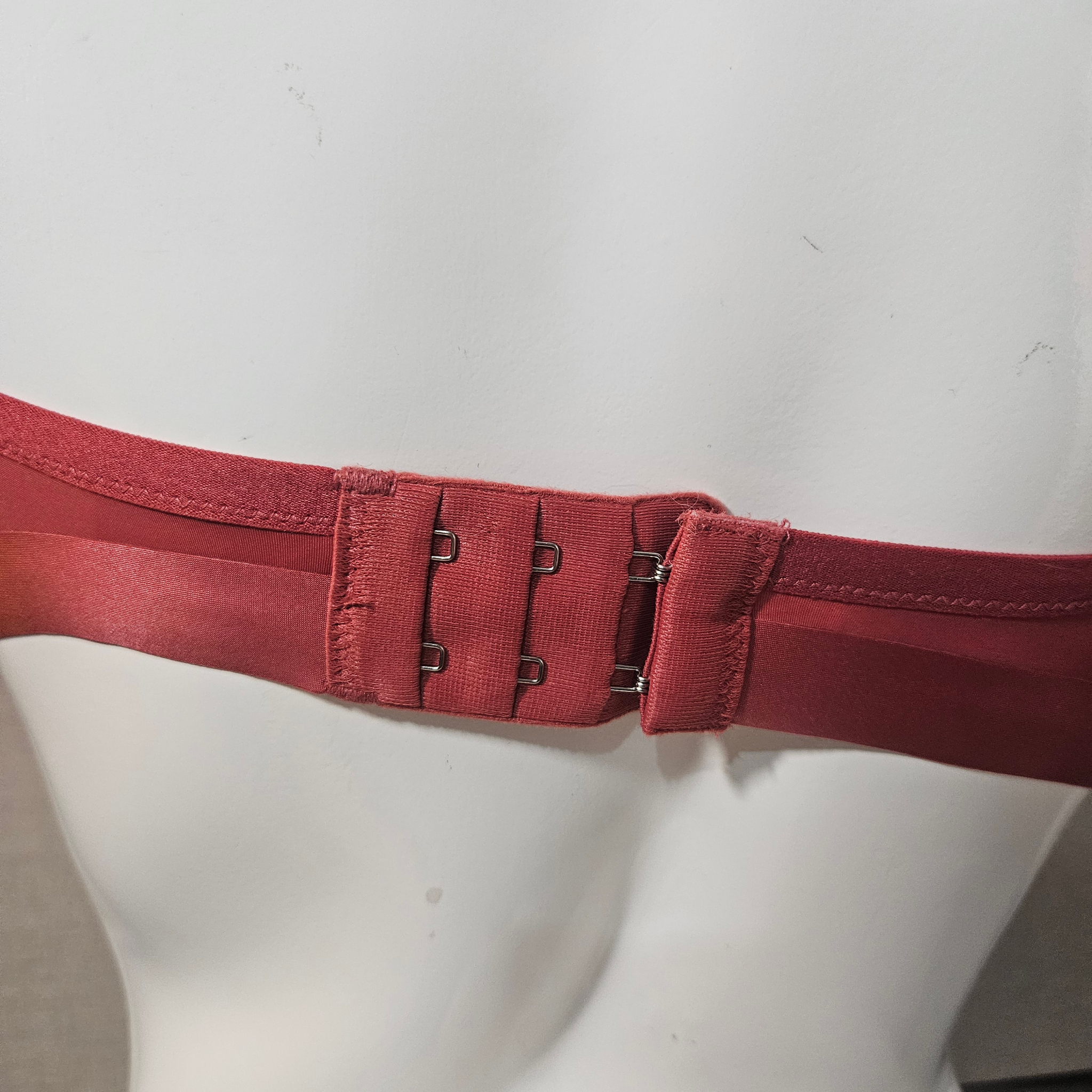 Aura Spotlight Strawberry Allure - Push-up