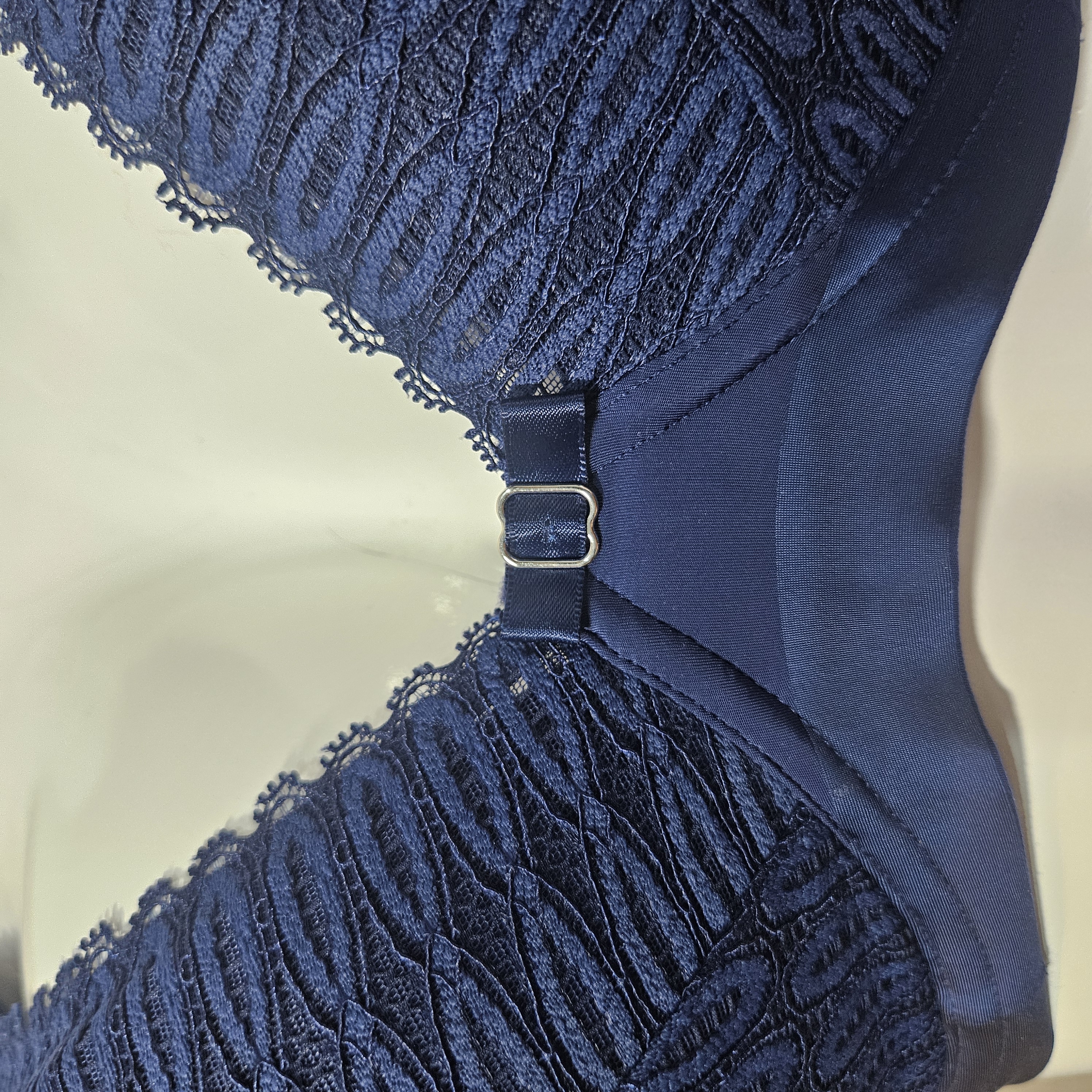 Aura Spotlight bleu- Triangle