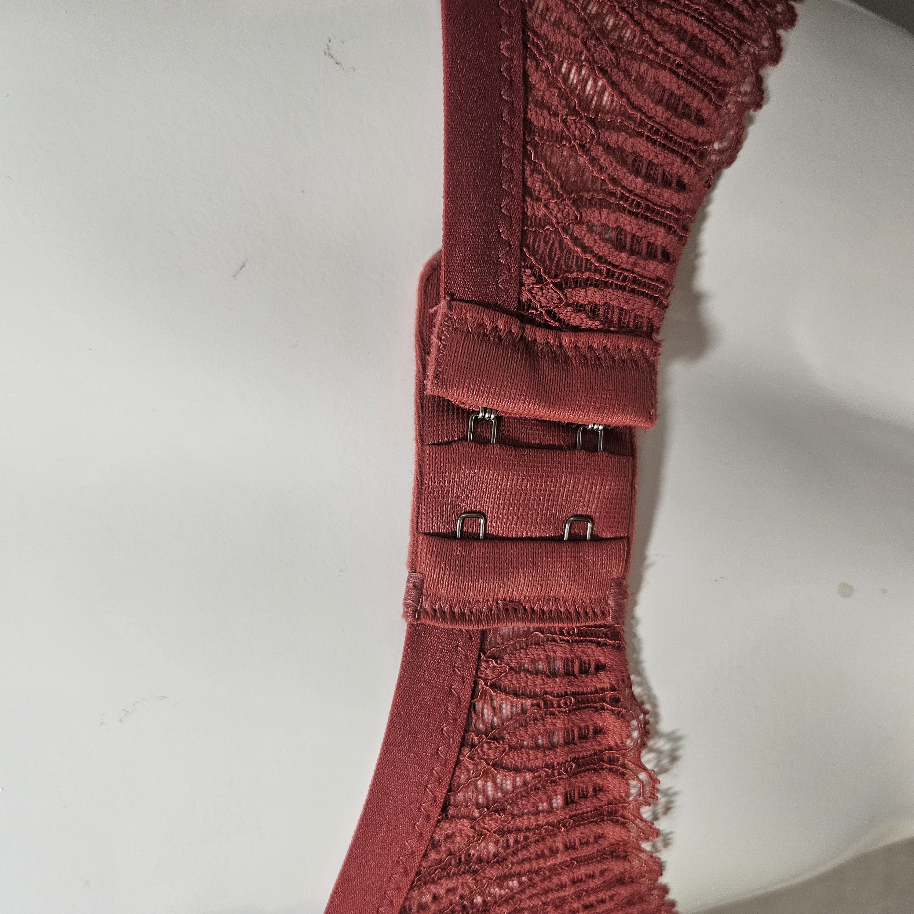 Aura Spotlight Strawberry Allure - Coque