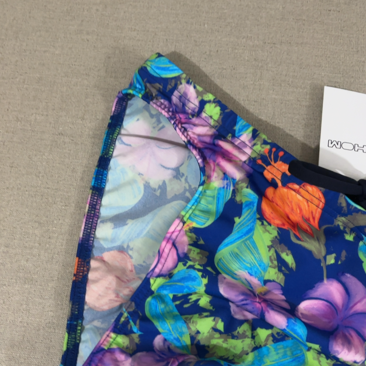 Balata navy print