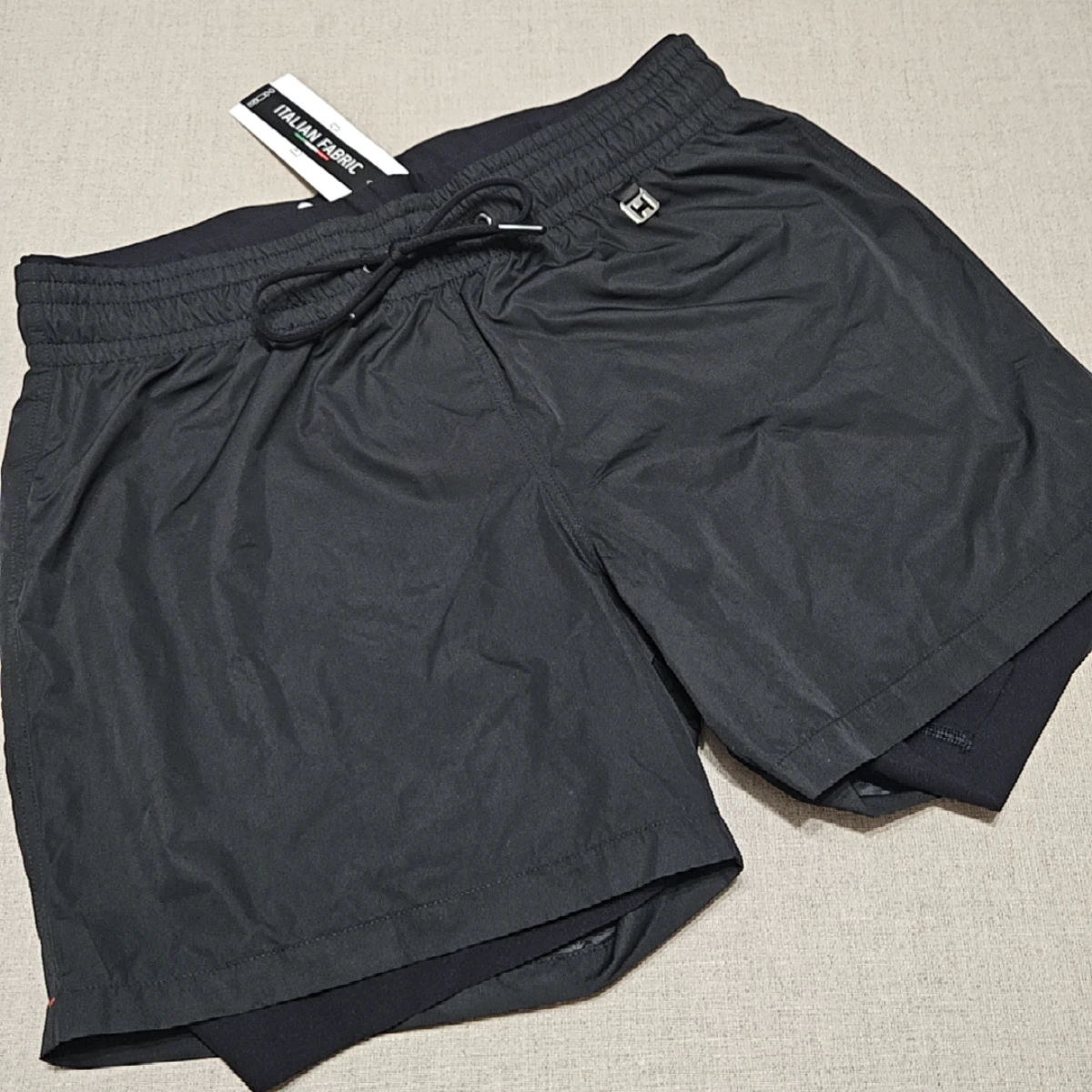 Ocean black
