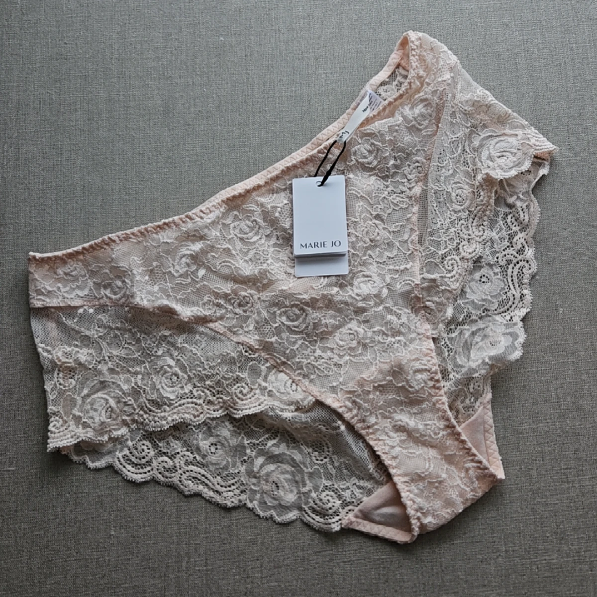 Cyrile crystal pink