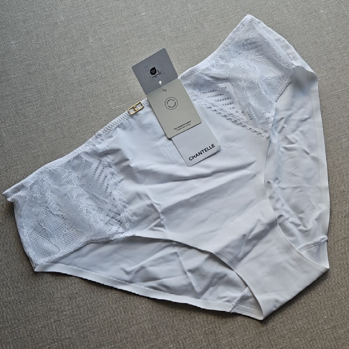 Origins white